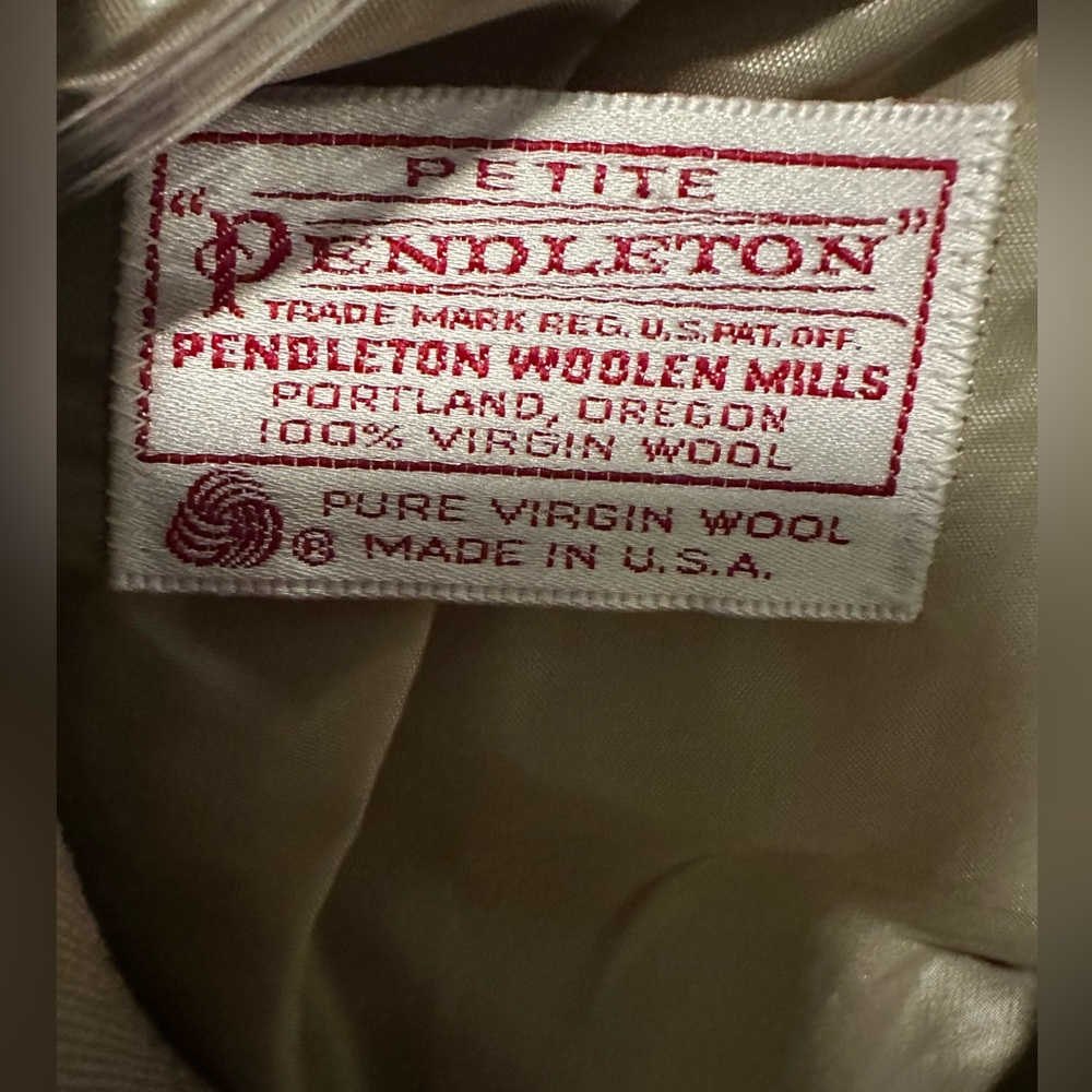 Pendleton Wool Blazer, Size 8p - image 2
